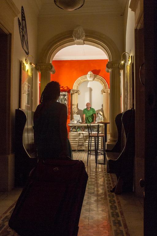 Hostel Jones Sliema Ngoại thất bức ảnh